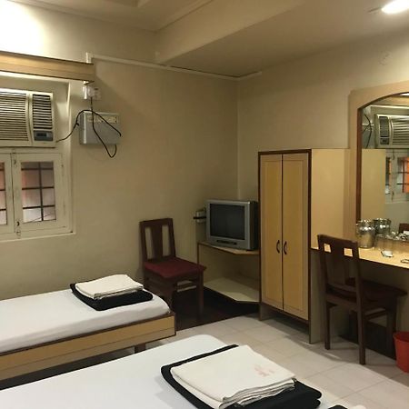 Hotel Satkar Cafeteria ベルガウム エクステリア 写真
